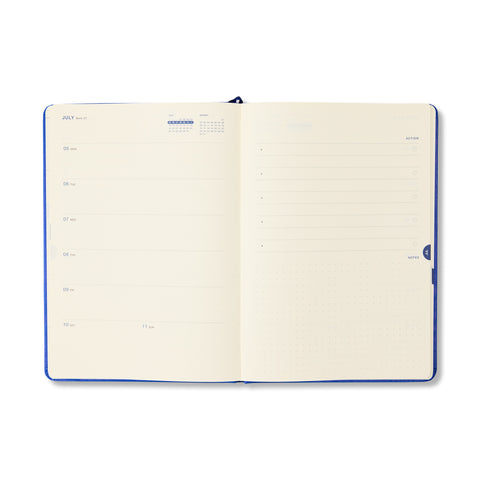 Navy & Cream 2027 Weekly Achiever Diary A5