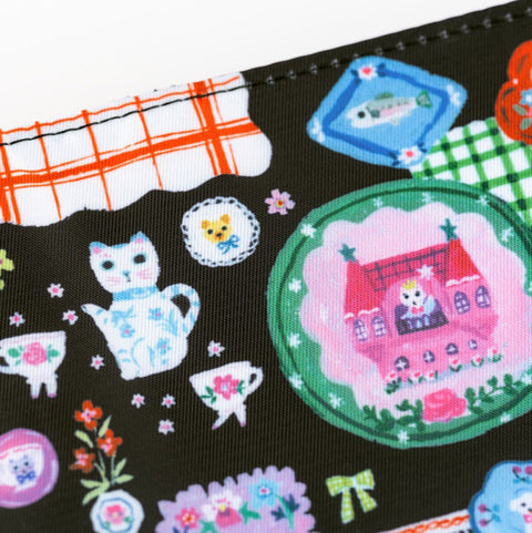 Techo Original A6 Cover White Cat's Table